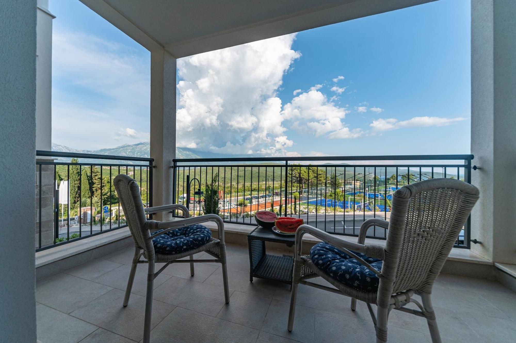 Lustica Apartments Central Tivat Ngoại thất bức ảnh