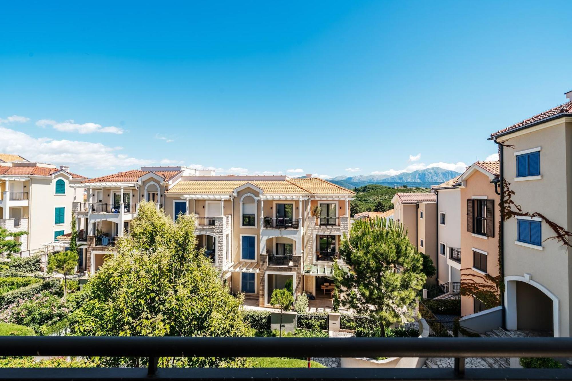 Lustica Apartments Central Tivat Ngoại thất bức ảnh
